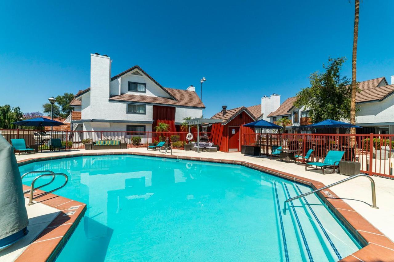 Metro Phx Studio Queen Sleeps 4 Heated Pool Феникс Экстерьер фото