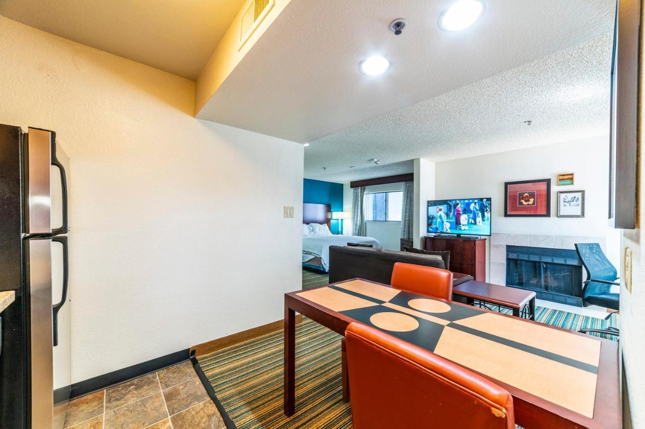 Metro Phx Studio Queen Sleeps 4 Heated Pool Феникс Экстерьер фото
